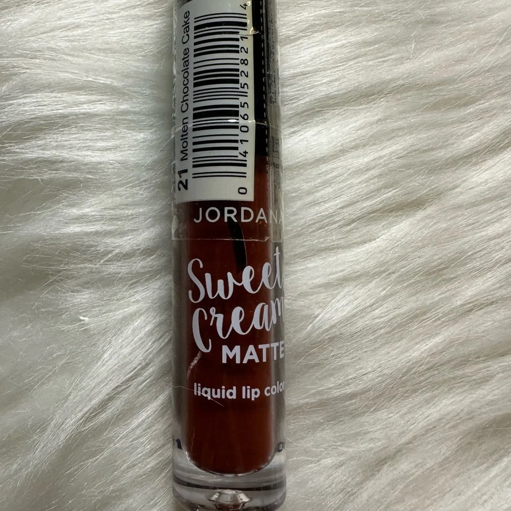 🩷5/$10 Jordan Sweet Cream Matte Liquid Lip Color - Mocha